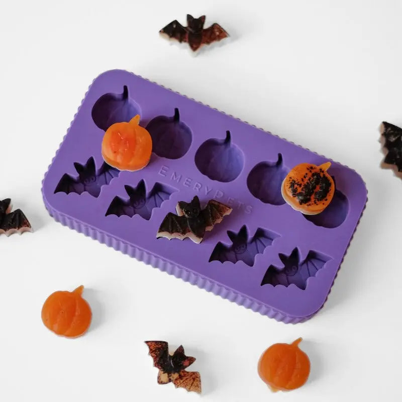 Halloween Flaggermus- og gresskar I EmeryPets I godbitform | Pawesomeday.no
