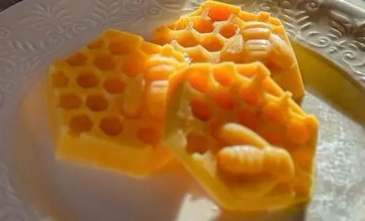Honey isbitform  |  Pawesomeday.no