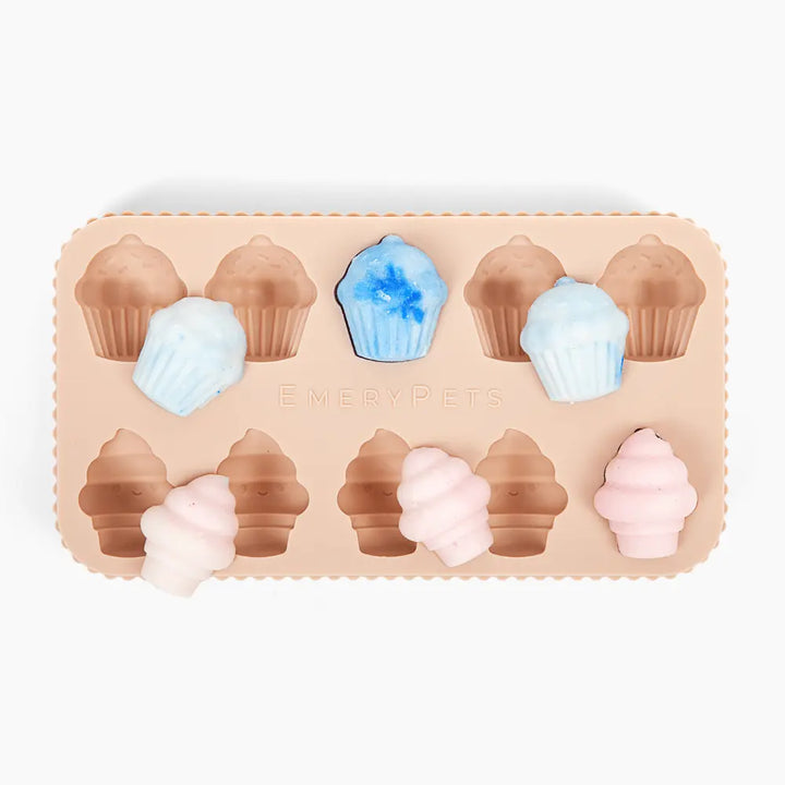 Ice Cream + Cupcake Treat Mold  |  Pawesomeday.no