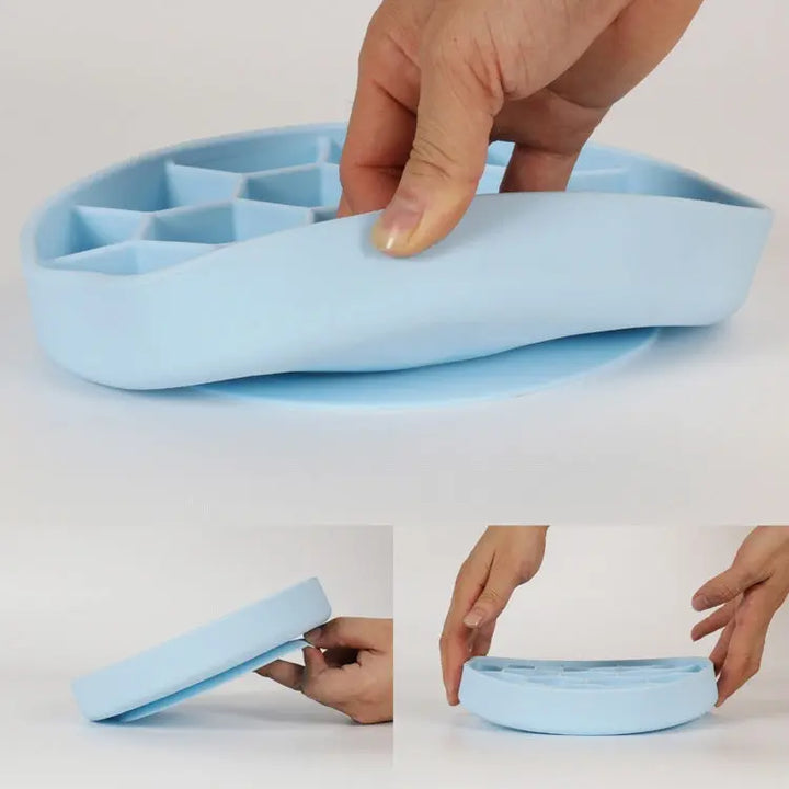 Slowfeeder rutete, med stor sugekopp.  |  Pawesomeday