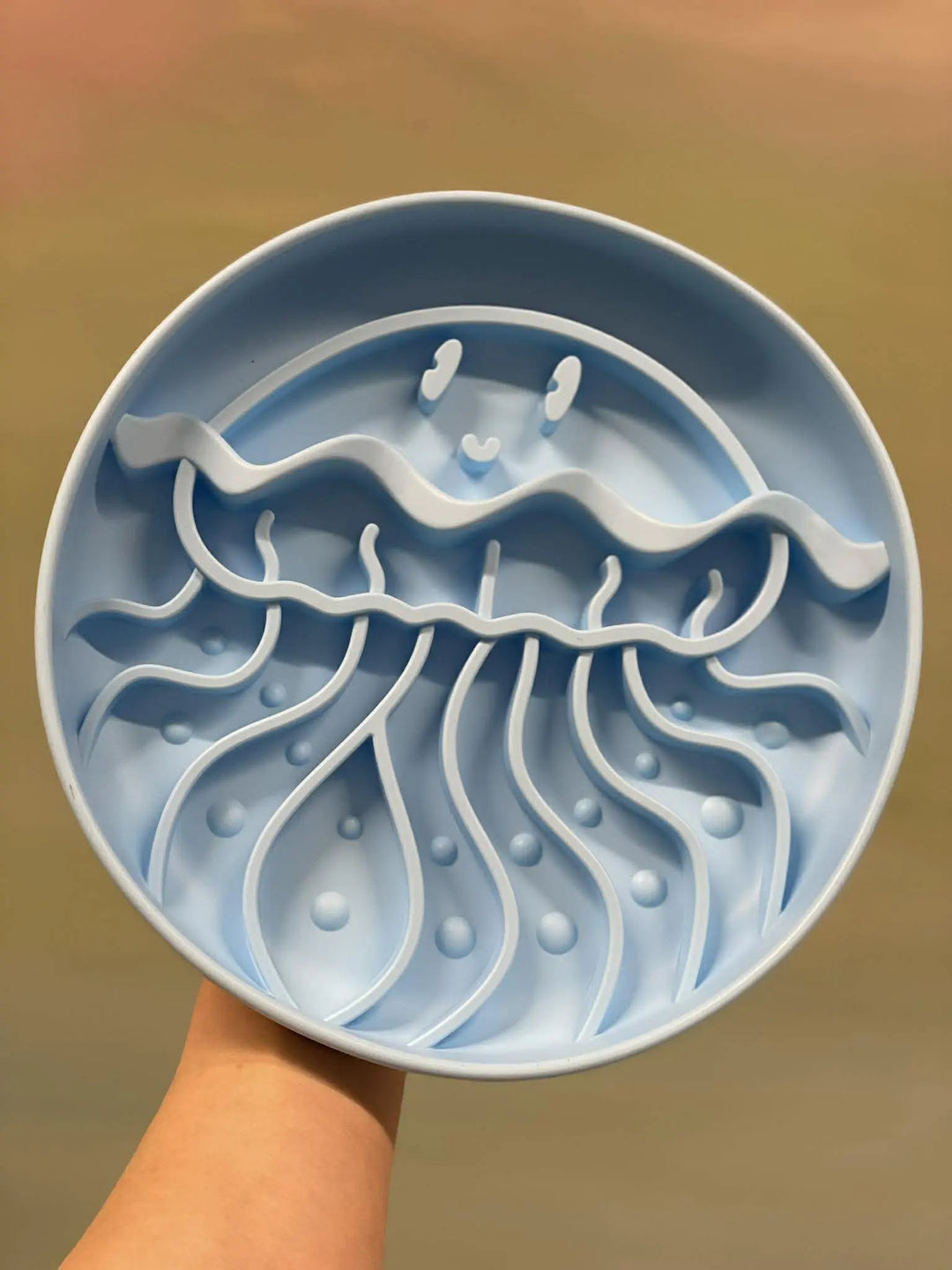 Manet slowfeeder  |  Pawesomeday.no