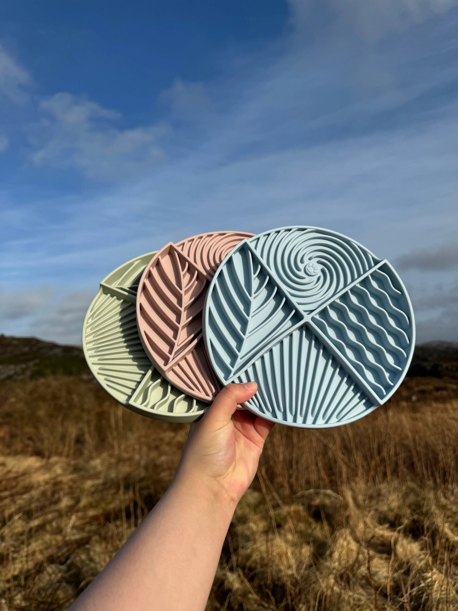 Surf’n Turf | Slowfeeder og slikkematte med sugekopp  |  Pawesomeday