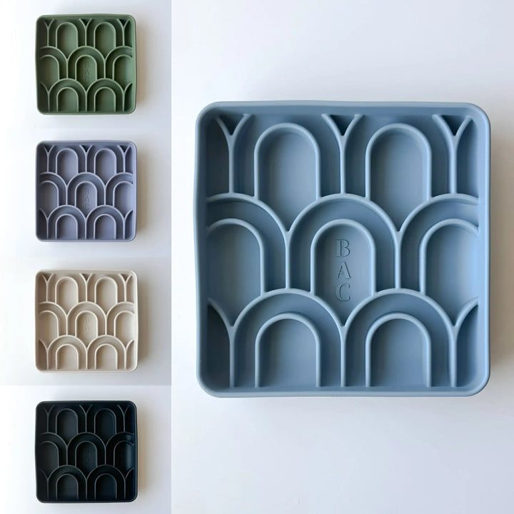 Arco slowfeeder | Slowfeeder til hund  |  Pawesomeday.no