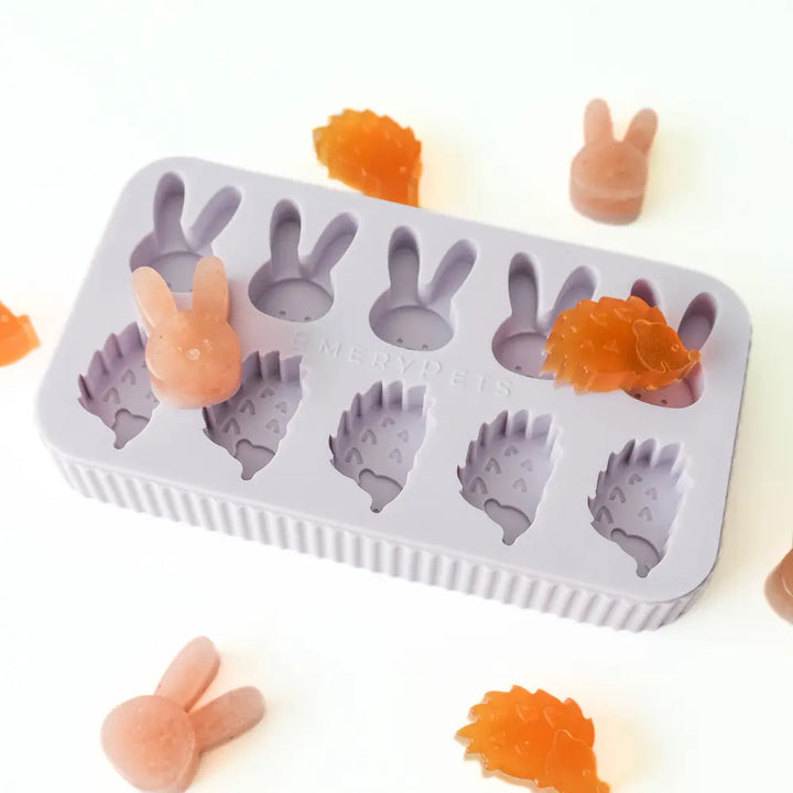 Hedgehog + Bunny Treat Mold  |  Pawesomeday.no